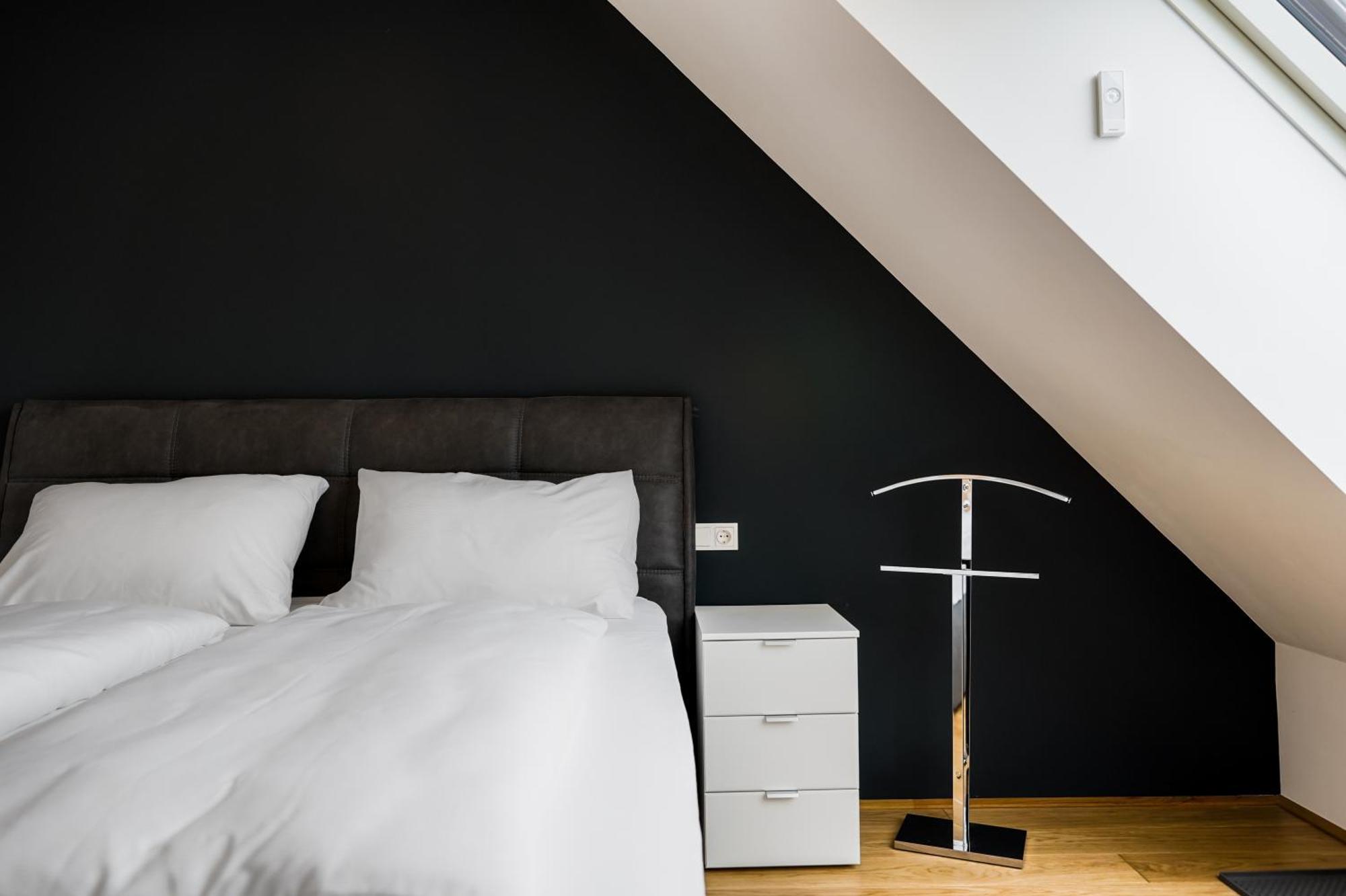 Modern Stylish Design Apartment With Free Parking Emily เวียนนา ภายนอก รูปภาพ